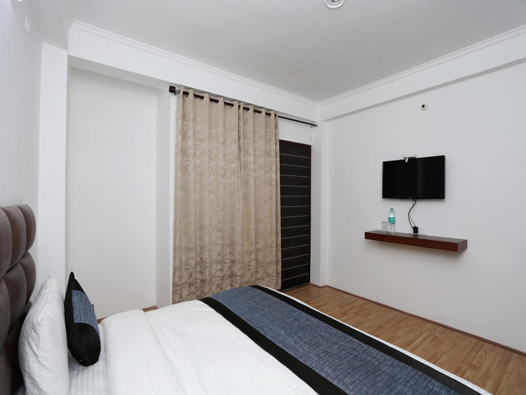 Hotel O Summer King Nainital Kültér fotó